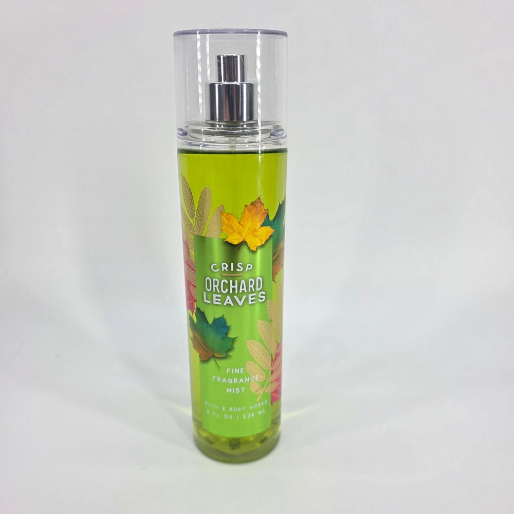 Bath & Body Works Crisp Orchard Leaves Fine Fragrance Mist 8 oz Green Spray‎ NEW